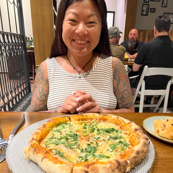 Meet your Posher, Macs - Picture 3 of 7